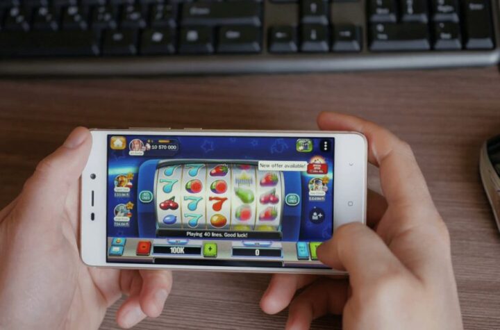 Online Casinos in the Palm of Your Hand